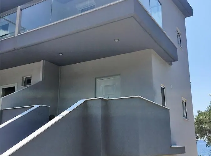 Casa de Férias Akti Alegra In Front The Néos Marmarás