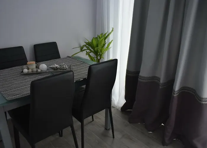 Akti Alegra In Front The Néos Marmarás