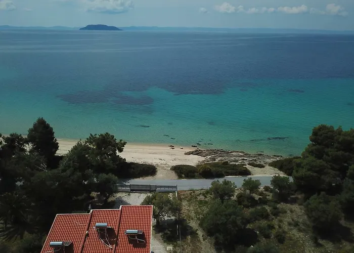 Akti Alegra In Front The * Néos Marmarás