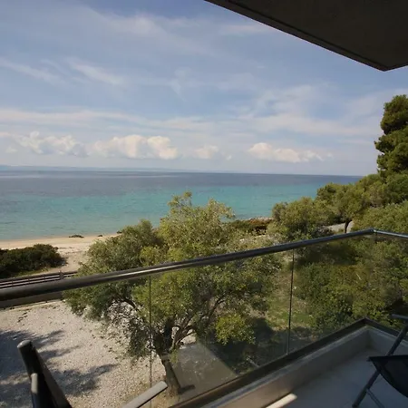 Akti Alegra In Front The נאוס מרמרס